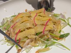 自制酸姜捞起文昌鸡-炳胜品味(深圳湾万象城店)