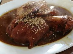 -巷子深菜馆·津门肘子(滨海店)