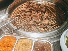-韩烧牛中牛·甄选黑牛烤肉(黑金店)