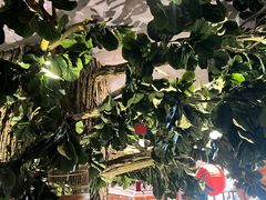 -八府香鸭·啫啫煲(华山路店)