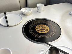 -德林酸菜鱼火锅(南丹店)