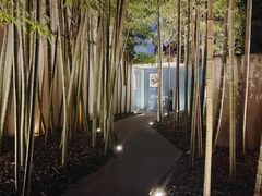 -穹六人间 people 6(岳阳路店)