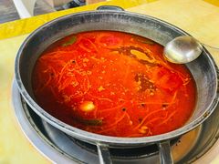 -黔味东南酸汤牛肉火锅(太平路一店)