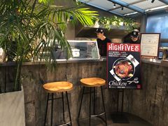 -HIGH FIVE哈福手工汉堡(桂林路店)