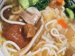 -鑫花溪牛肉米粉(东环大润发店)