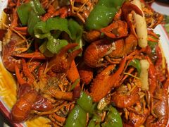 -谭公鱼头·鲜鱼火锅·小龙虾·江湖菜(秀沿路店)