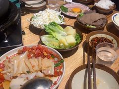 -黔二妞地摊火锅(龙华清湖店)