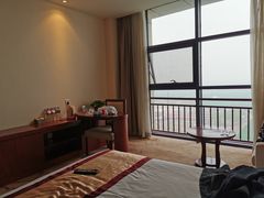 -兴芮温泉度假区