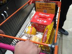 -永旺黄岛购物中心