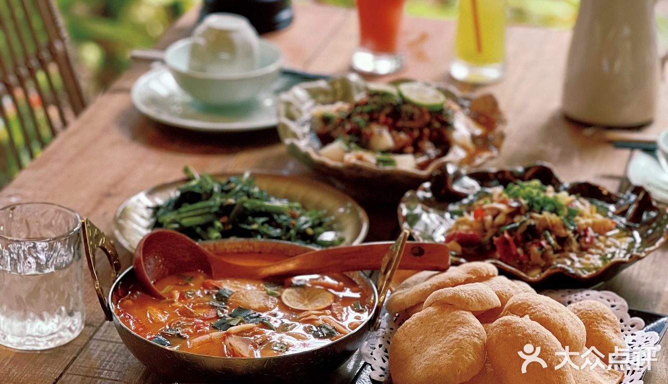 版纳周末遛娃约会的好去处 无意间发现的清迈风小院