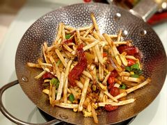 干锅腊味花生芽-江南韵·无锡太湖文化体验餐厅(凤凰天街店)