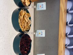 -蜜桃餐厅·伴山(绿宝广场店)