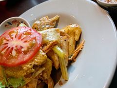 越式盐焗麻油鸡-大头虾越式风味餐厅(光明广场店)