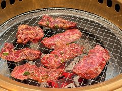 -山川小町·极番烧肉(新地假日广场店)