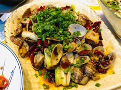 -临界音乐酒馆·小龙虾·江湖菜(华熙LIVE·鱼洞店)