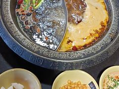 -唇辣号重庆老火锅(亦庄店)