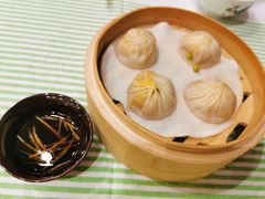 -桂满陇·蟹黄小笼汤包(环球港店)
