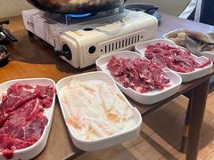 -天成·潮州牛肉脆肉鱼生蚝自助火锅
