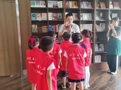 -新华书店白鹿书肆(市府路店)