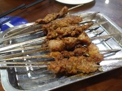 特色碳烤羊肉串-老兰家传统烧烤炒菜泡馍(小南门店)