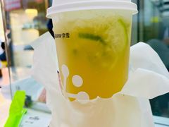 -奈雪的茶(七宝领展广场店)