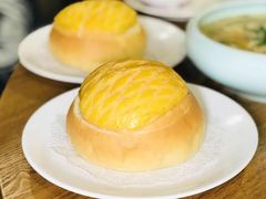 港式酥皮菠萝包-喜粤糖朝餐厅(三八广场店)