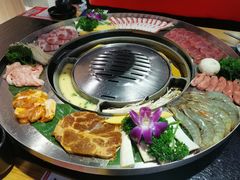 呼啦圈烤肉-哈哈碳都·牛肋条无限自助烤肉(宝龙店)