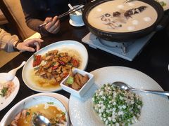 -通安客栈中餐厅·何家小馆