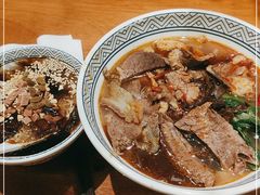 -粉吖吖·邵阳米粉(体育西路店)
