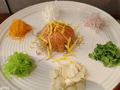 -龙船人海鲜城(长治路店)