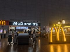 -麦当劳(高铁南站店)