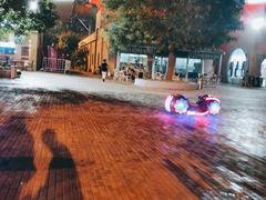 -欢乐水魔方水世界