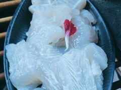 -老牌坊云南鱼豆花火锅(哈西万达店)