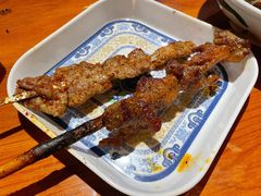 红柳枝烤羊肉-琥珀老六龙虾(四里河店)