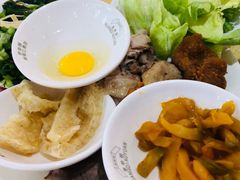 -桥香园云南过桥米线(金马碧鸡店)