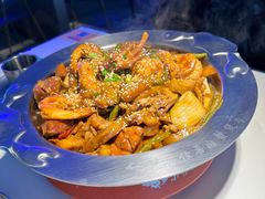 -徐记小怪兽肉蟹煲(中央大街店)