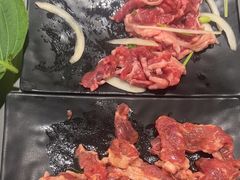 -啊美丽炭火烤肉(滑翔一店)