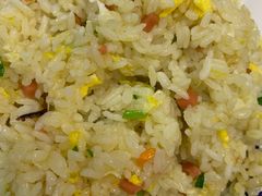 -扒虾小妹儿麻辣海鲜(宏图街店)