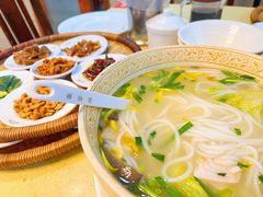 -桥香园云南过桥米线(金马碧鸡店)