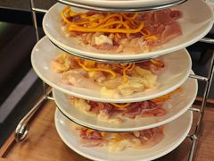 -得意咚瓜·顺德鱼生·冬瓜火锅(深圳首店)