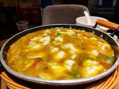 -有红鸡毛店·川菜(建设路店)