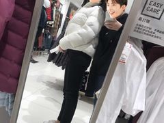 羽绒服-优衣库(苏州天虹CCMall石路店)