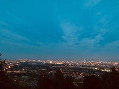 -鬼笑石后山停车场