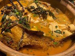 柴火稻草鱼-吃饭皇帝大土家民族菜(正大广场店)