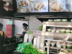 -老乡鸡(武汉中南梅苑小区地铁站店)