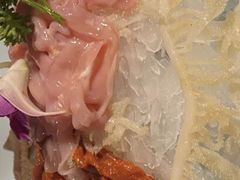 -老牌坊云南鱼豆花火锅(哈西万达店)