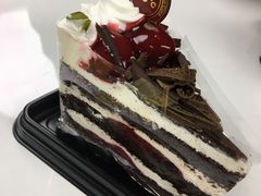 樱桃黑森林蛋糕-85度C(重庆大坪英利店)