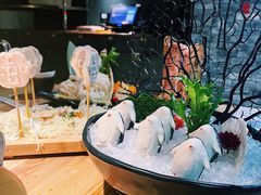 -湊湊火锅·茶憩(杭州湖滨银泰in77店)