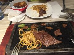 -必胜客(威高广场店)