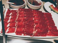 -海底捞火锅鲜切牛肉主题店(长寿路店)